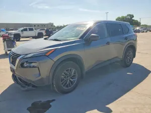 Nissan Rogue 2.5L 4 2021