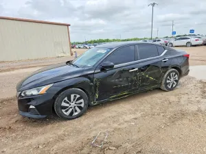 Nissan Altima 2.5L 4 2020