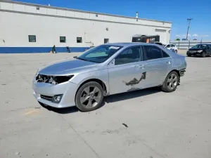 Toyota Camry 2.5L 4 2014