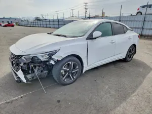 Nissan Sentra 2.0L 4 2025