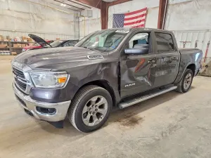 RAM 1500 5.7L 8 2021