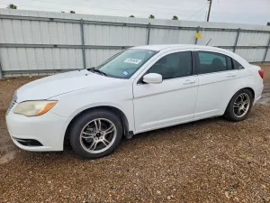 Chrysler 200 2.4L 4 2014