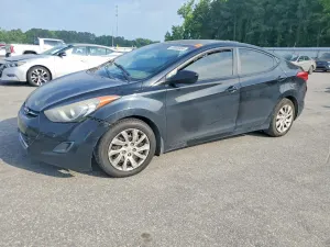 Hyundai Elantra 1.8L 4 2013