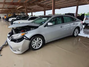 Toyota Avalon 3.5L 6 2013