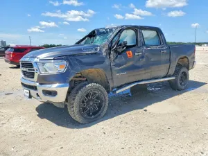 RAM 1500 5.7L 8 2019