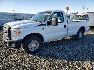 Ford F-250 6.2L 8 2013