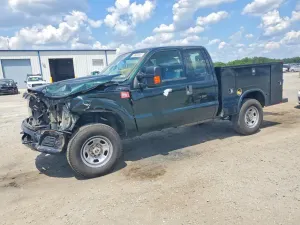 Ford F-350 6.2L 8 2016