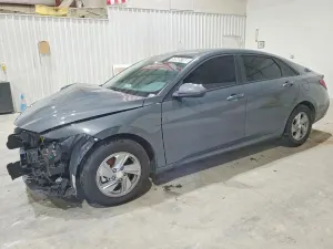 Hyundai Elantra 2.0L 4 2026