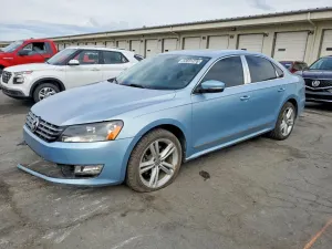 Volkswagen Passat 2.0L 4 2013