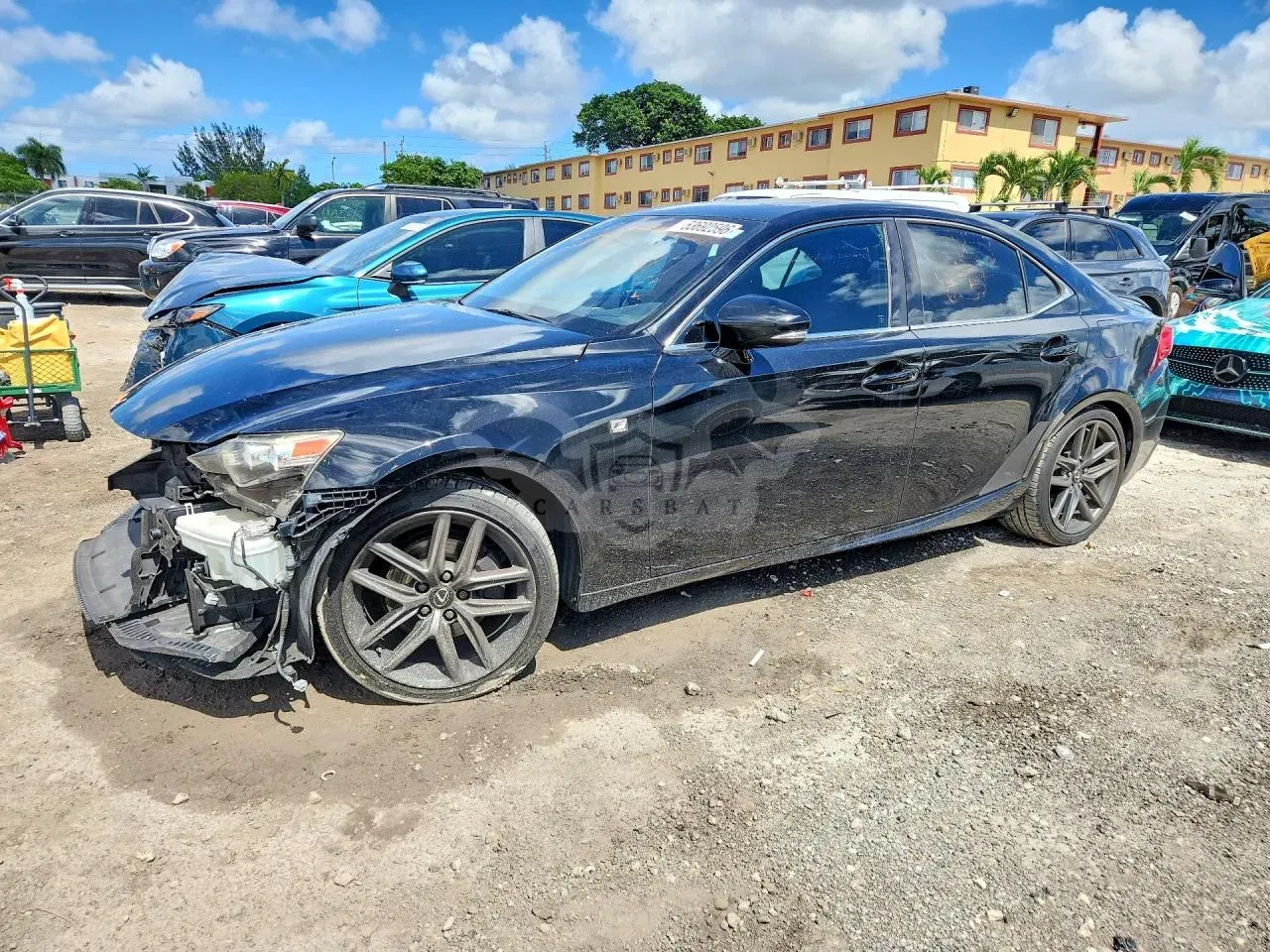 Lexus IS 2.5L 6 2015
