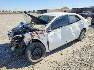 Toyota Corolla 1.8L 4 2015