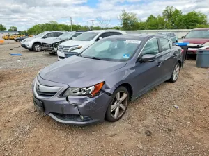 Acura ILX 2.0L 4 2015
