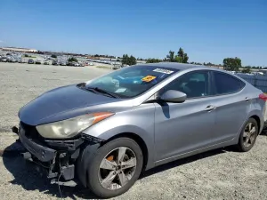 Hyundai Elantra 1.8L 4 2012