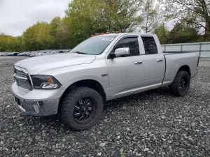 RAM 1500 5.7L 8 2015