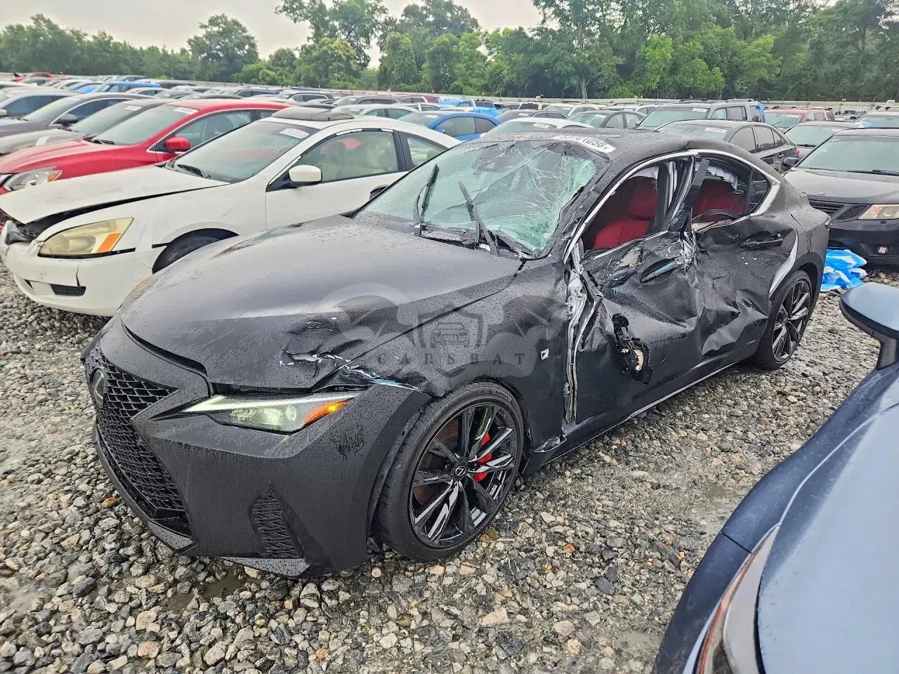 Lexus IS 2.0L 4 2024