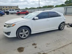 Toyota Camry 2.5L 4 2014