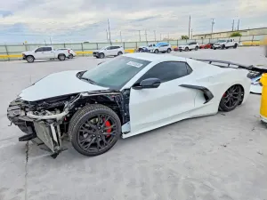 Chevrolet Corvette 6.2L 8 2025