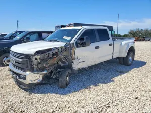 Ford F-350 6.7L 8 2017