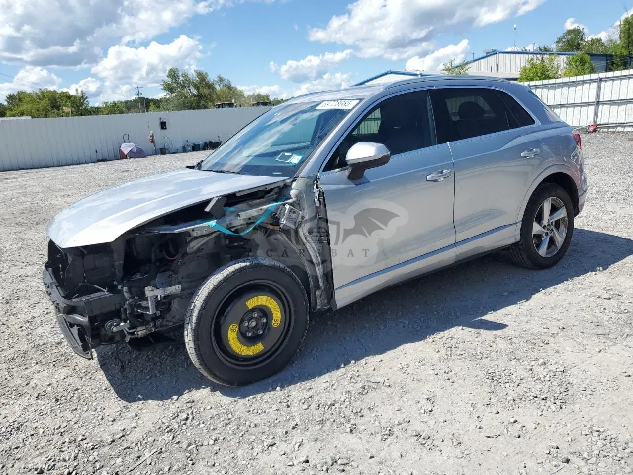 Audi Q3 2.0L 4 2021