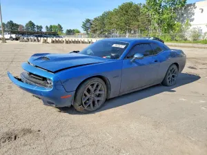 Dodge Challenger 5.7L 8 2021