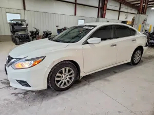Nissan Altima 2.5L 4 2017