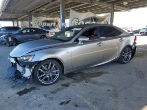 Lexus IS 2.0L 4 2018