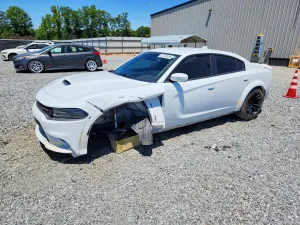 Dodge Charger 5.7L 8 2021