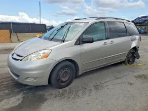 Toyota Sienna 3.3L 6 2006