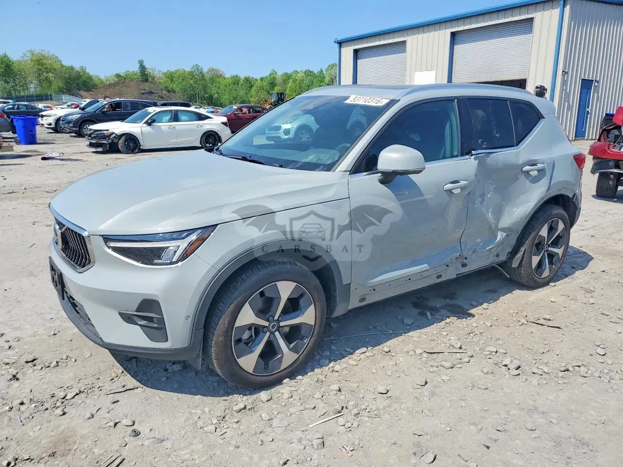 Volvo XC40 2.0L 4 2025