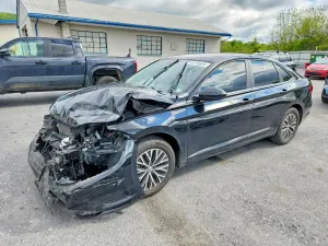 Volkswagen Jetta 1.4L 4 2021