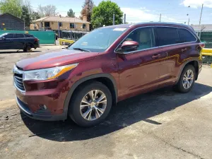 Toyota Highlander 3.5L 6 2015