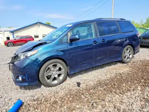 Toyota Sienna 3.5L 6 2011