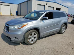Toyota Highlander 3.5L 6 2014