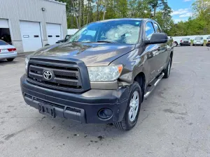 Toyota Tundra 4.6L 8 2013