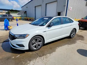 Volkswagen Jetta 1.4L 4 2021