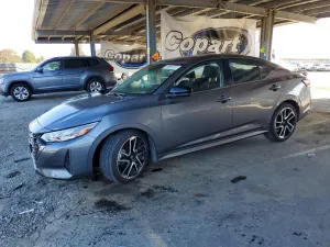 Nissan Sentra 2.0L 4 2025