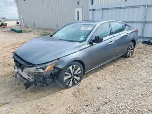 Nissan Altima 2.5L 4 2019