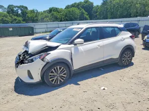 Nissan Kicks 1.6L 4 2021