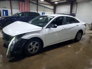 Hyundai Elantra 2.0L 4 2021
