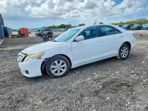 Toyota Camry 2.5L 4 2011