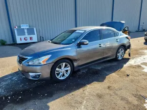Nissan Altima 2.5L 4 2015