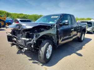 Toyota Tundra 3.4L 6 2023