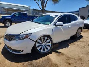 Lincoln MKS 3.5L 6 2015