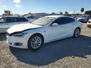 Tesla Model S 2016