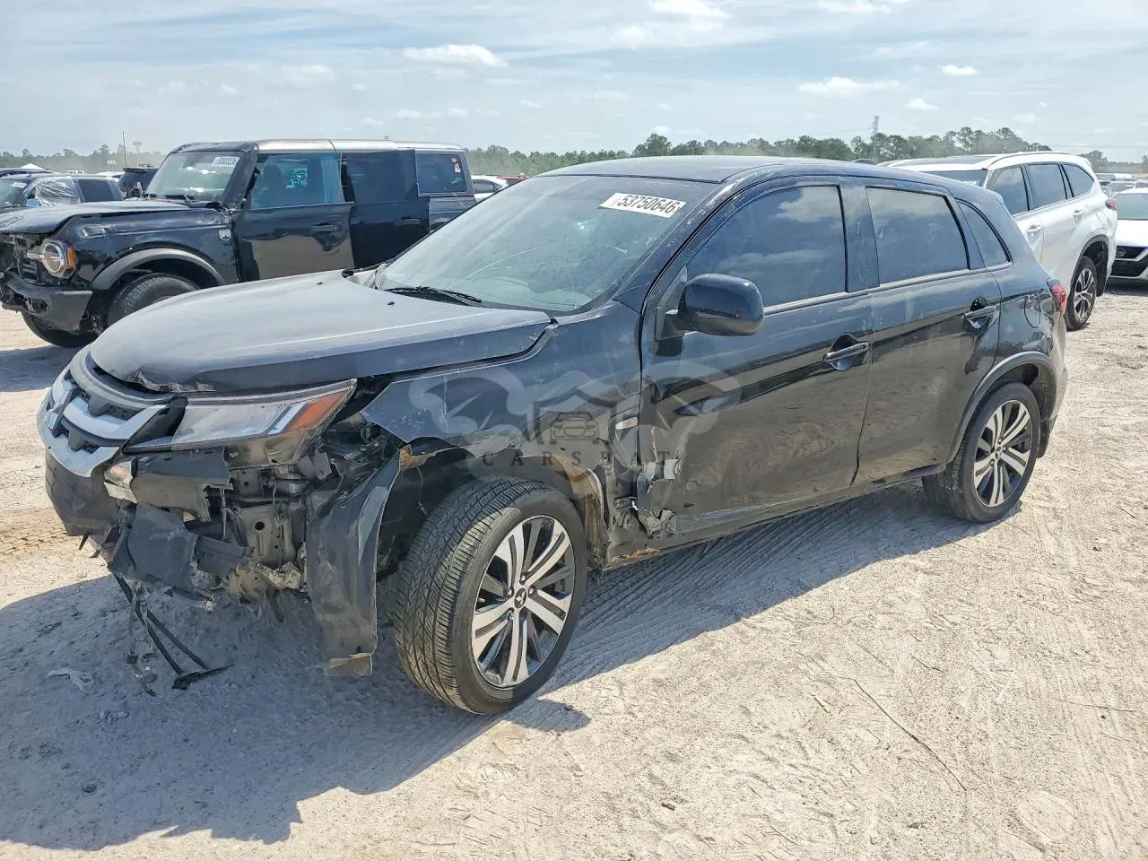 Mitsubishi Outlander 2.0L 4 2025