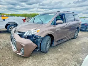 Toyota Sienna 3.5L 6 2020