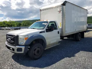 Ford F-450 6.8L 10 2011