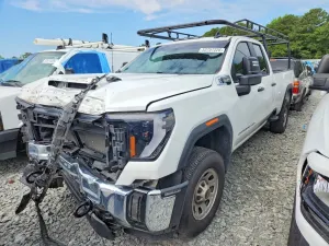 GMC Sierra 6.6L 8 2024