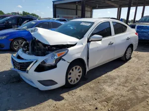 Nissan Versa 1.6L 4 2016