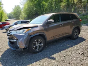 Toyota Highlander 3.5L 6 2019
